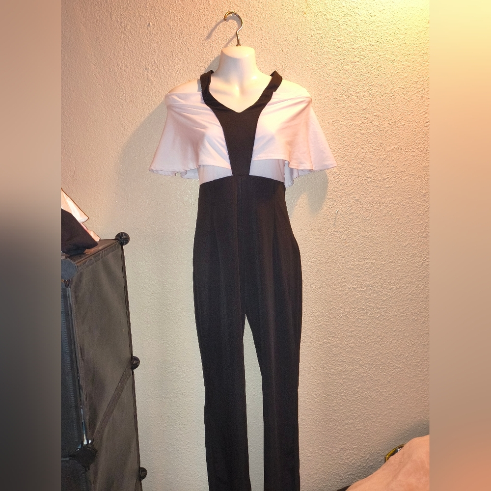 Elegant Black and White Jumpsuit